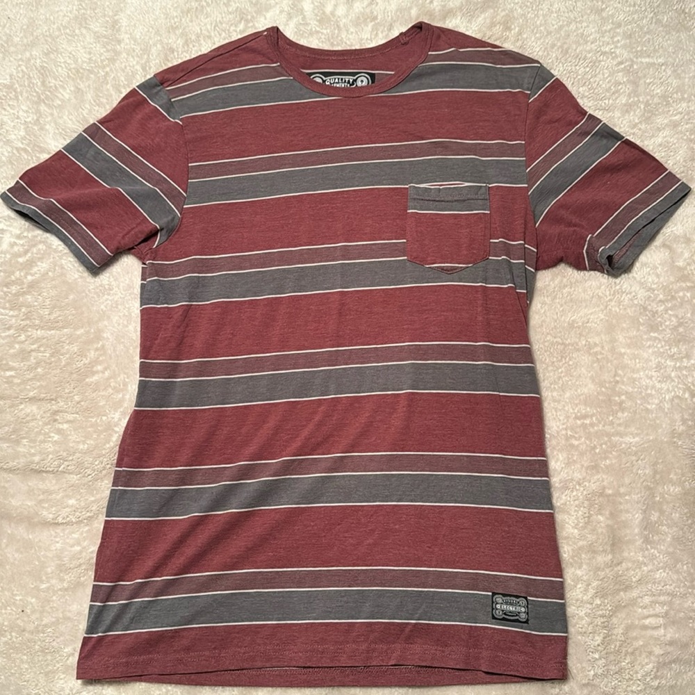 Electric short sleeve t-shirt